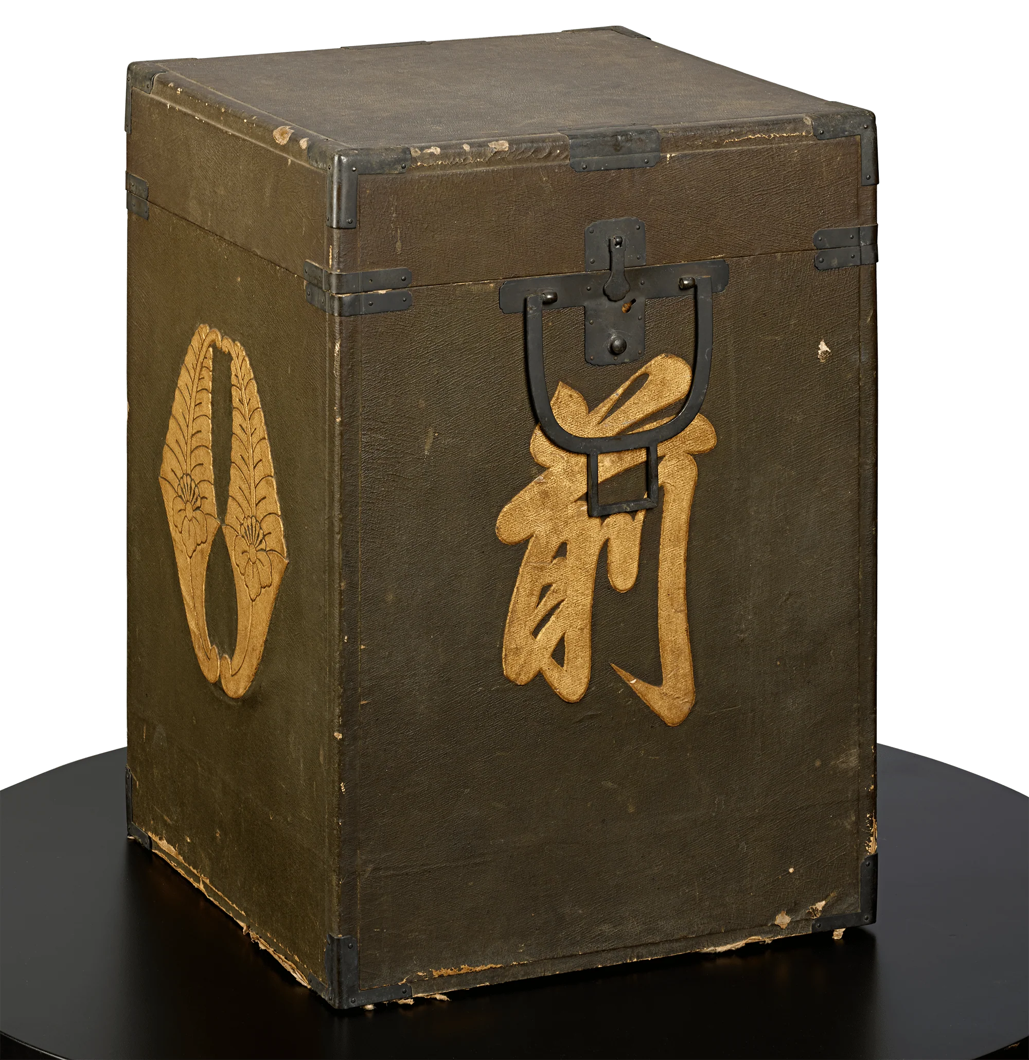 Edo-period Orange-Laced Samurai Suit - Image 9