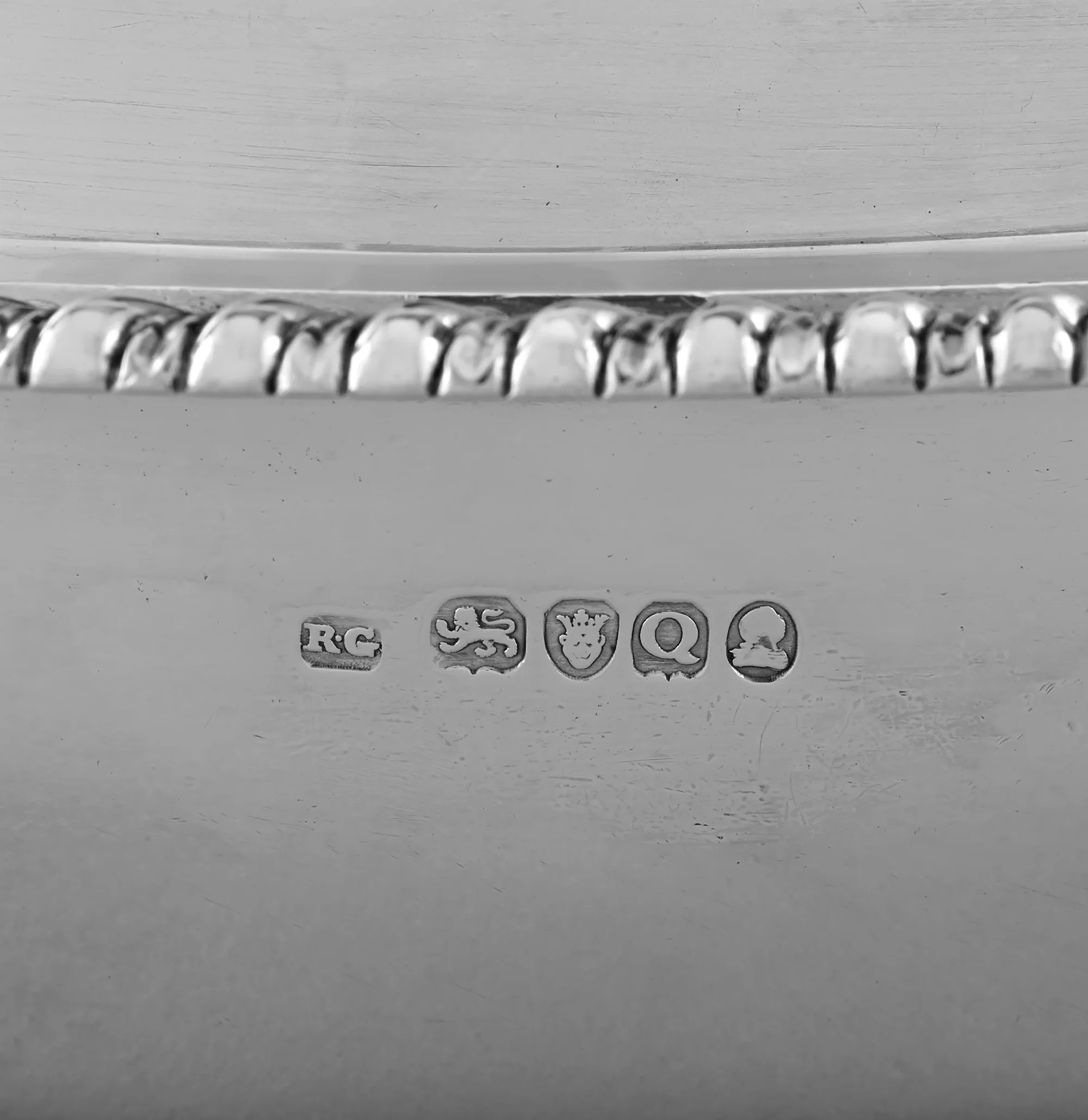 Four Georgian Silver Entrée Dishes by Robert Garrard - Image 6