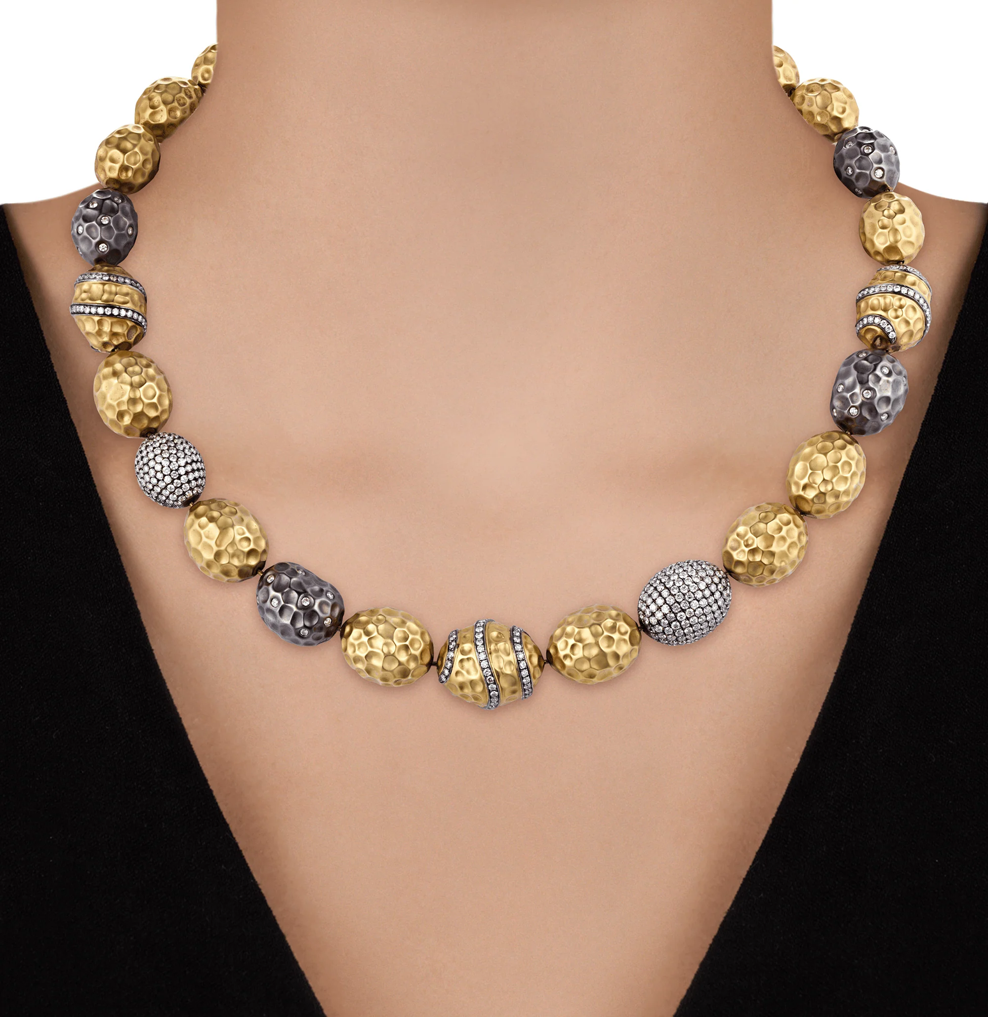 Gold and Diamond Bead Necklace, 8.80 carats - Image 2