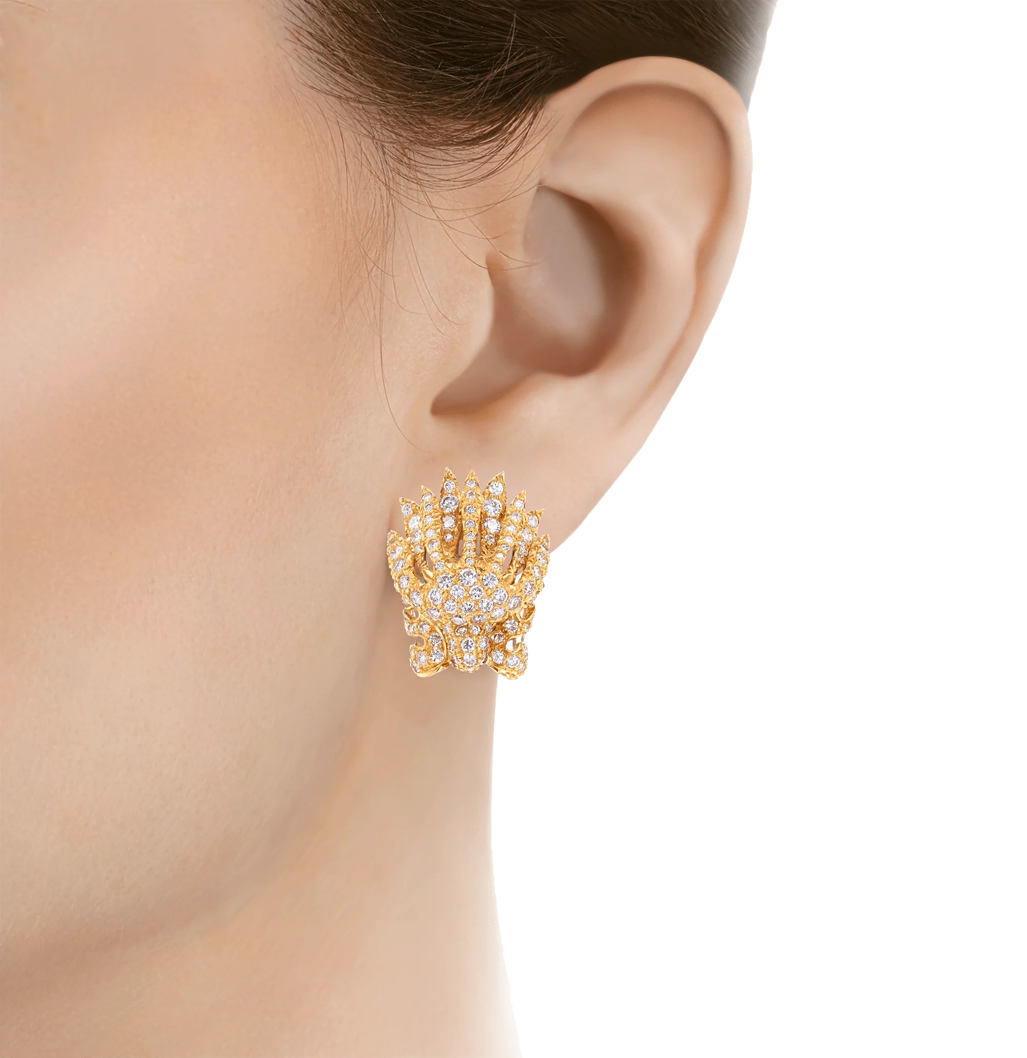 Hemmerle Gold and Diamond Dragon Earrings, 4.50 Carats - Image 2