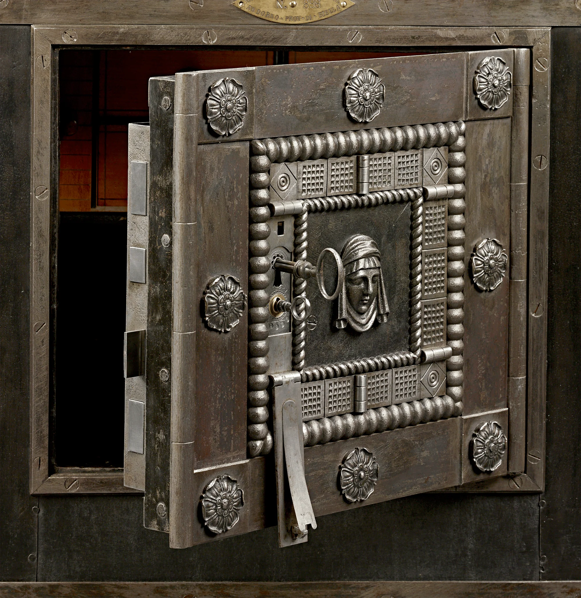 Italian Tabletop Safe - Image 5