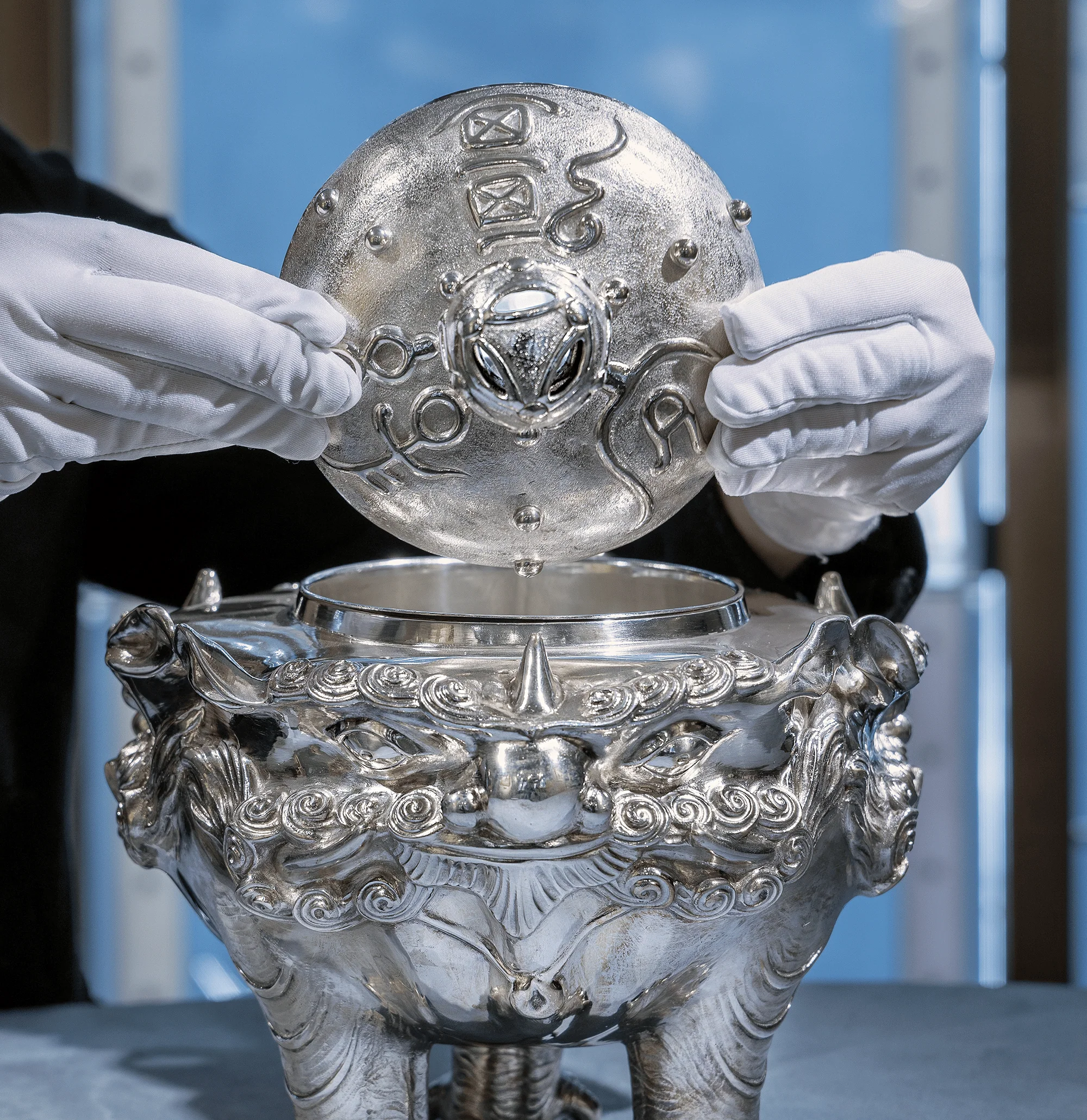 Meiji-Period Japanese Silver Censer - Image 5