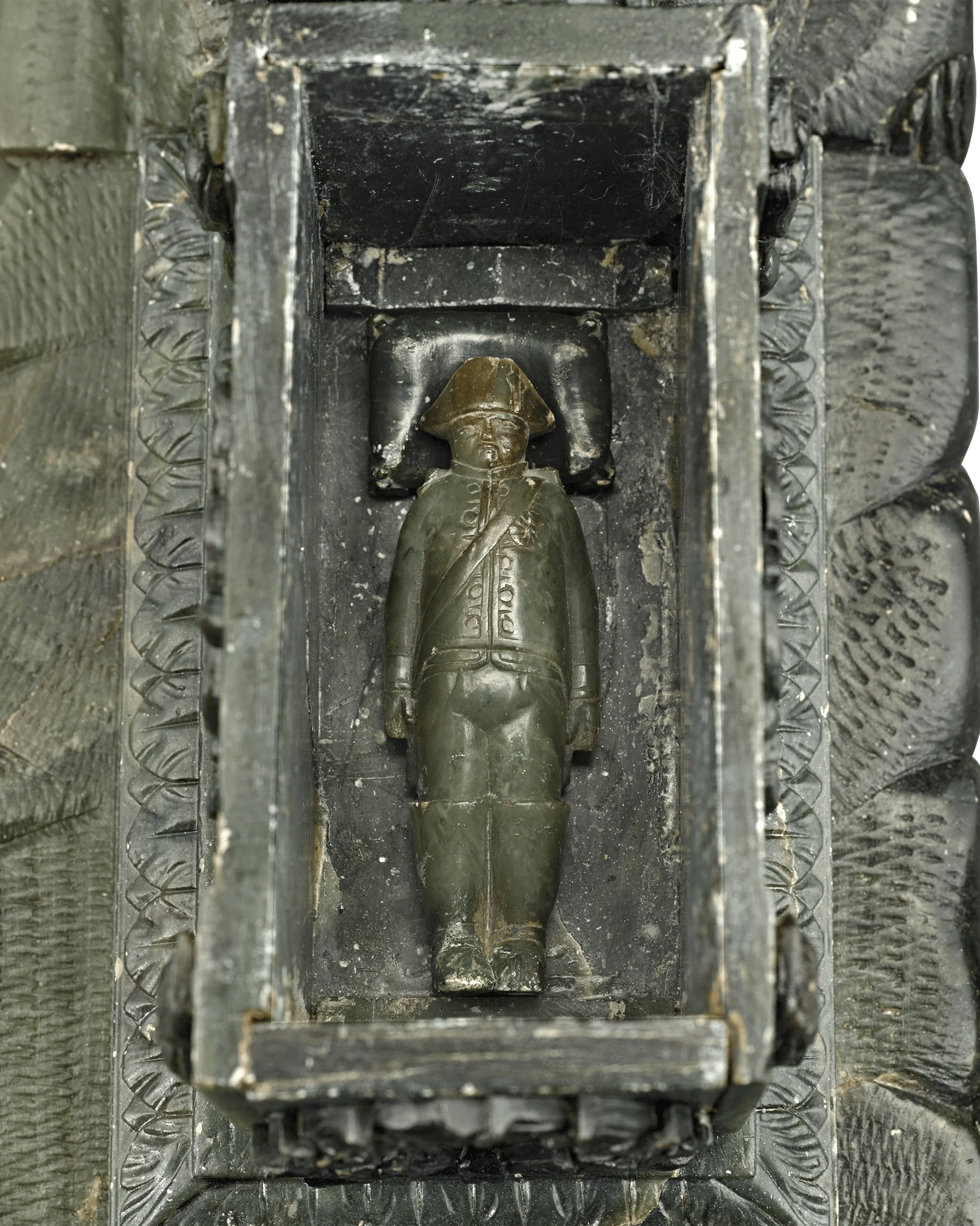 Nephrite Napoleonic Tomb Sculpture - Image 6