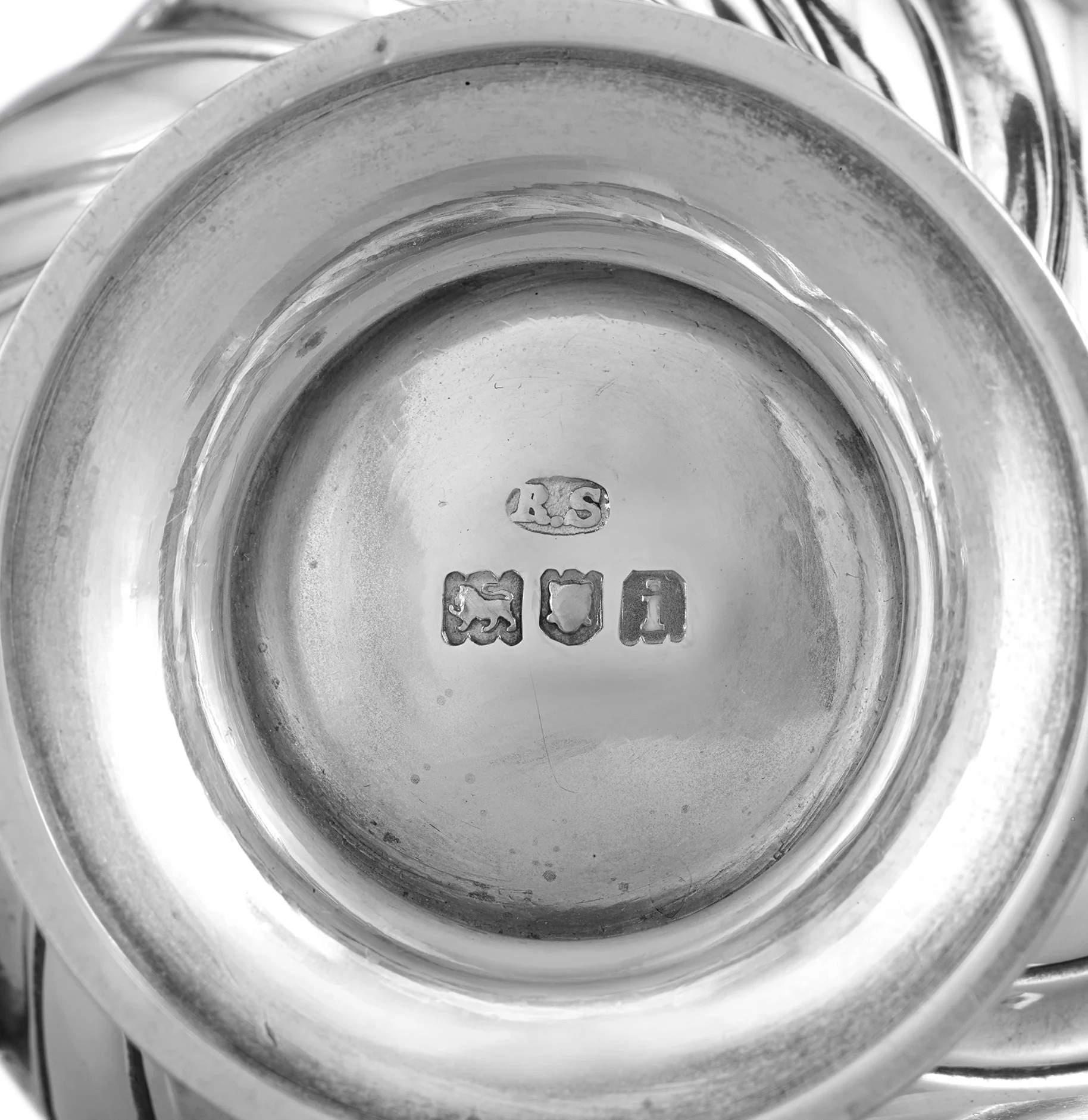 Pair of Edwardian Silver Salt Cellars with Spoons - Image 3