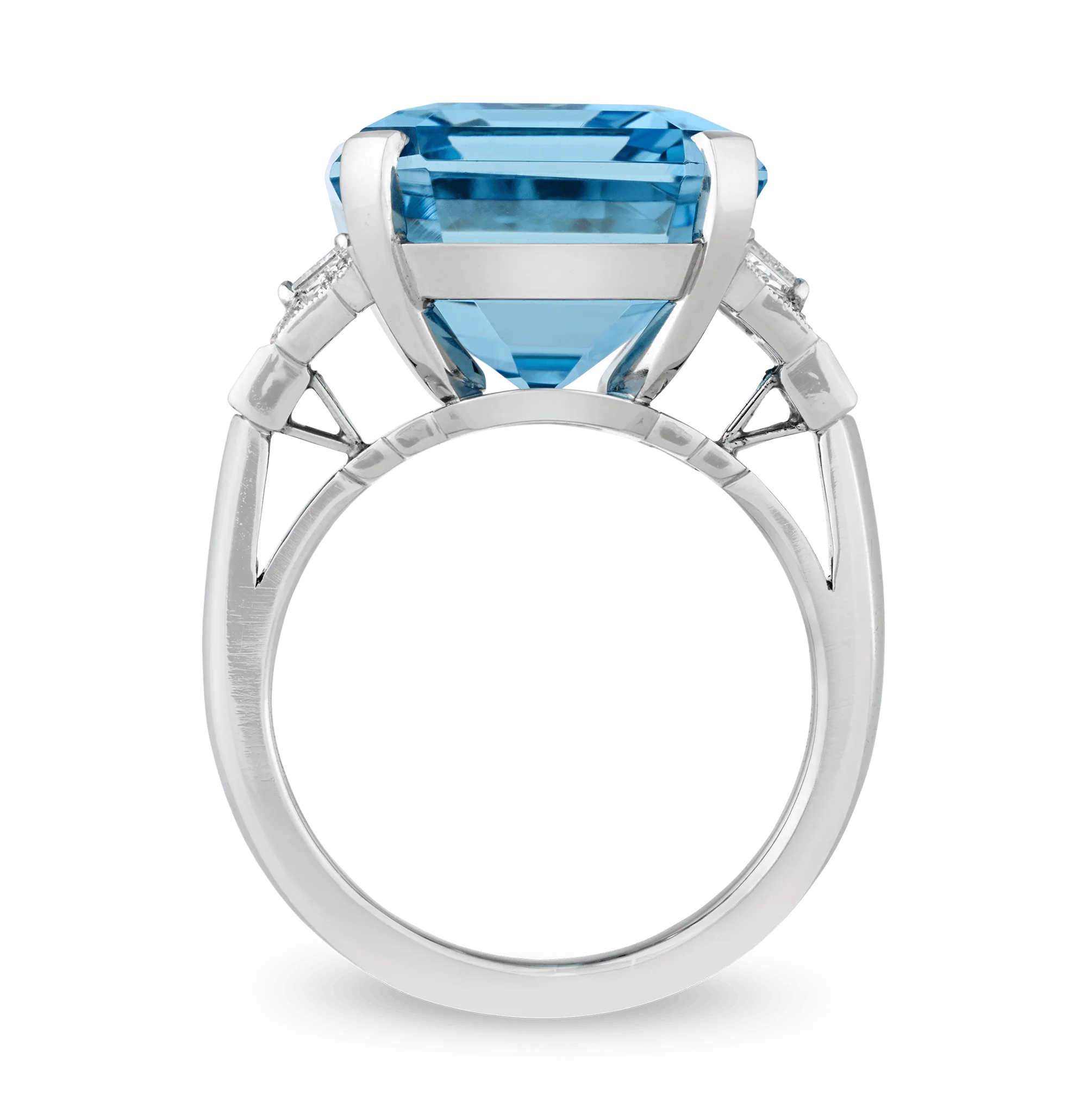 Raymond Yard Aquamarine Ring, 15.72 Carats - Image 2