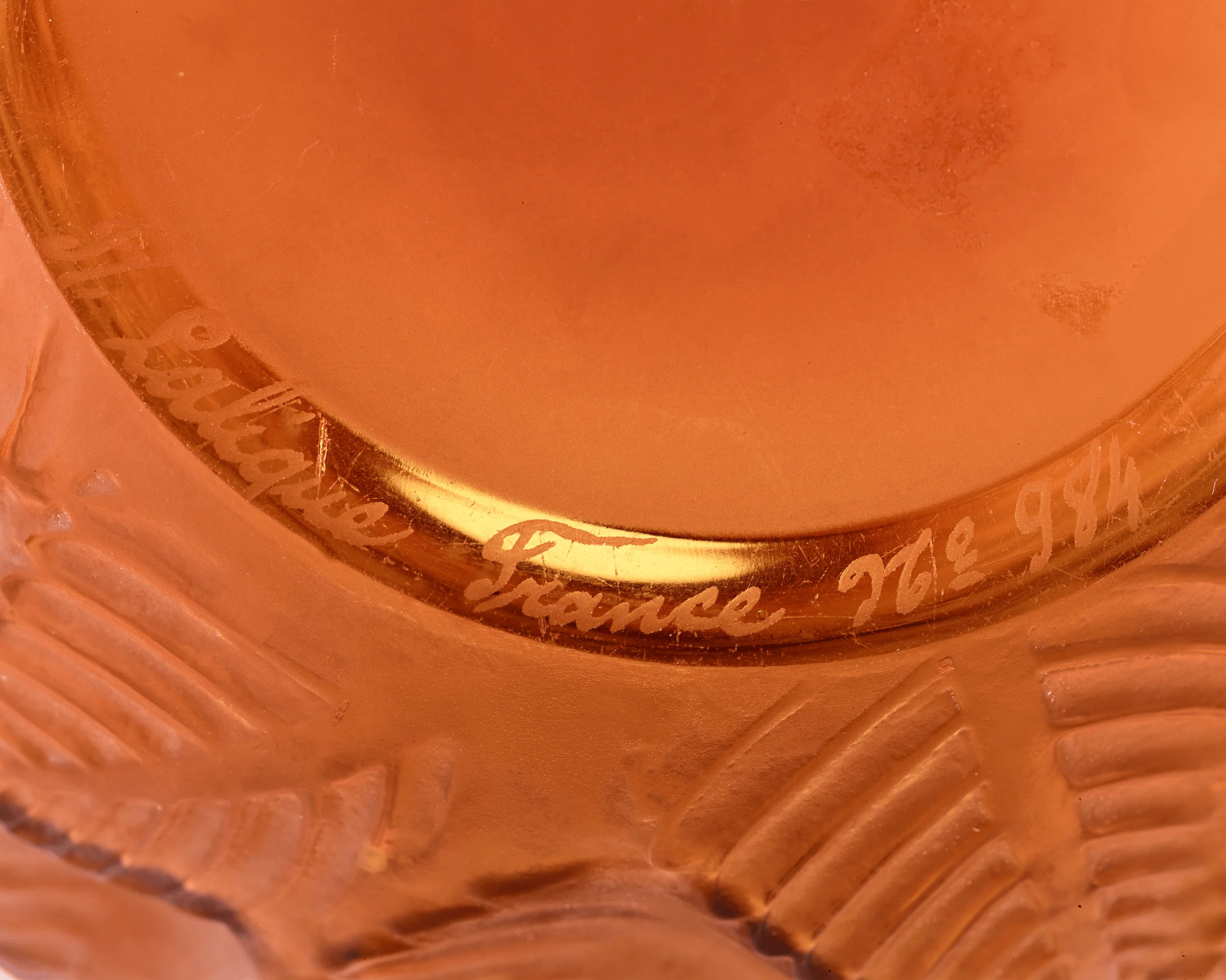 René Lalique Amber Ormeaux Vase - Image 4