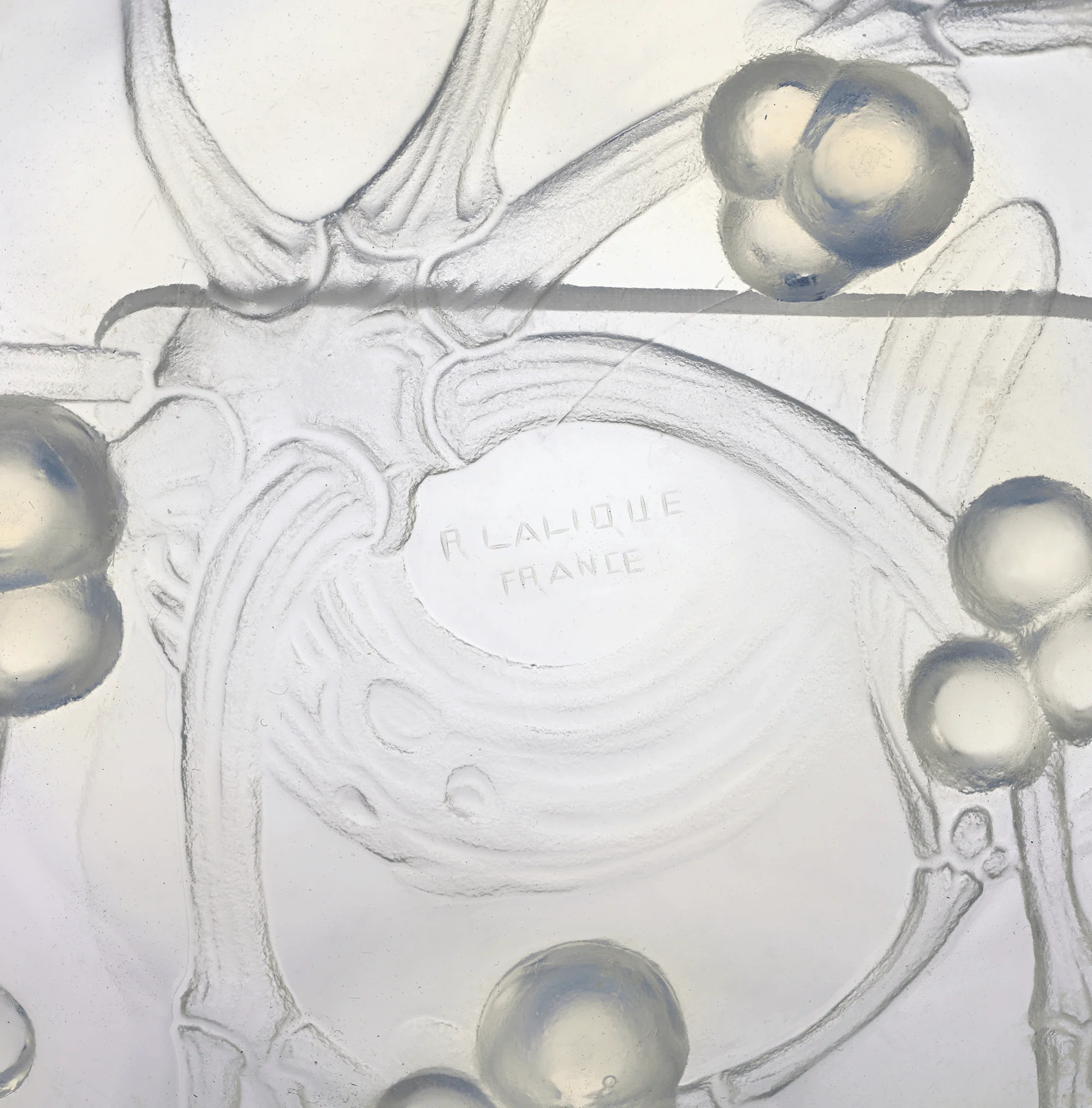 René Lalique Gui Opalescent Glass Bowl - Image 4