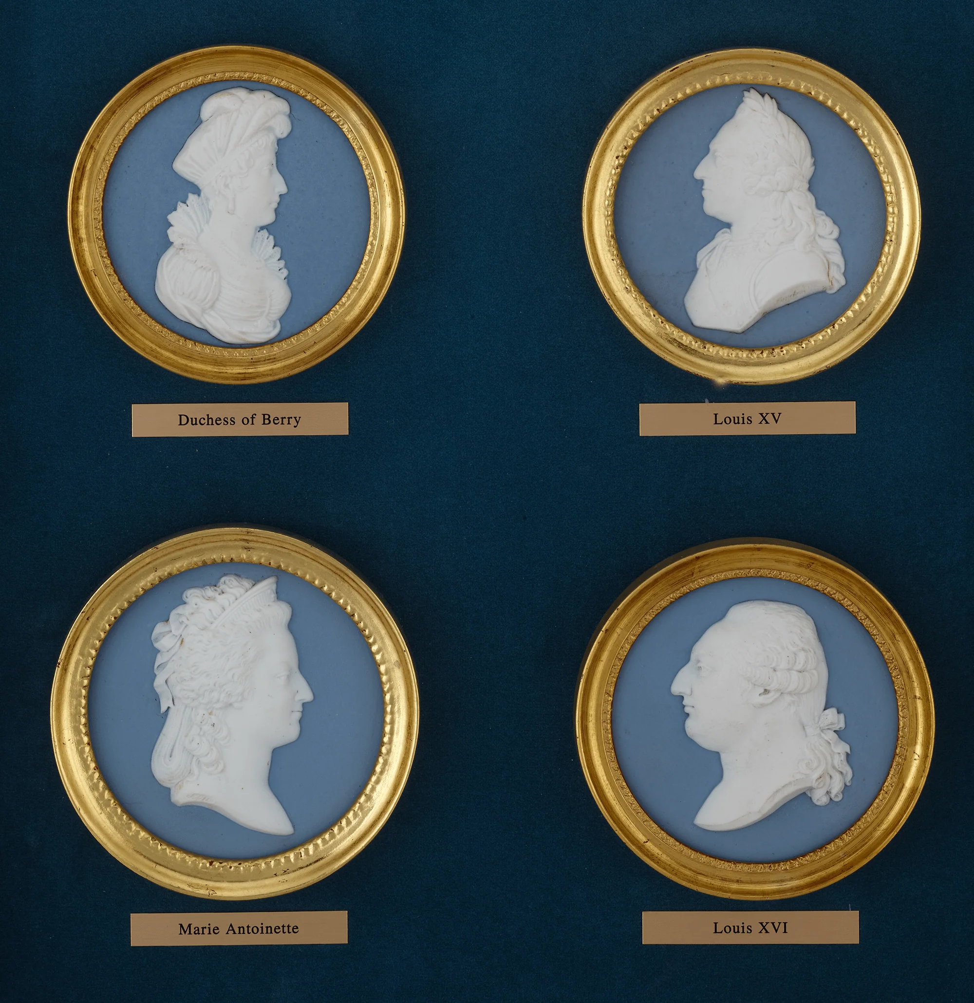 Sèvres Rulers of France Portrait Medallions - Image 4