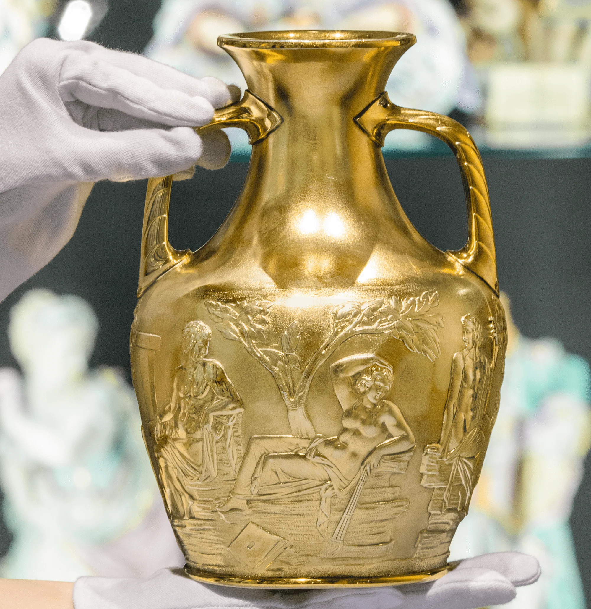 Silver Gilt Portland Vase by Elkington & Co. - Image 5