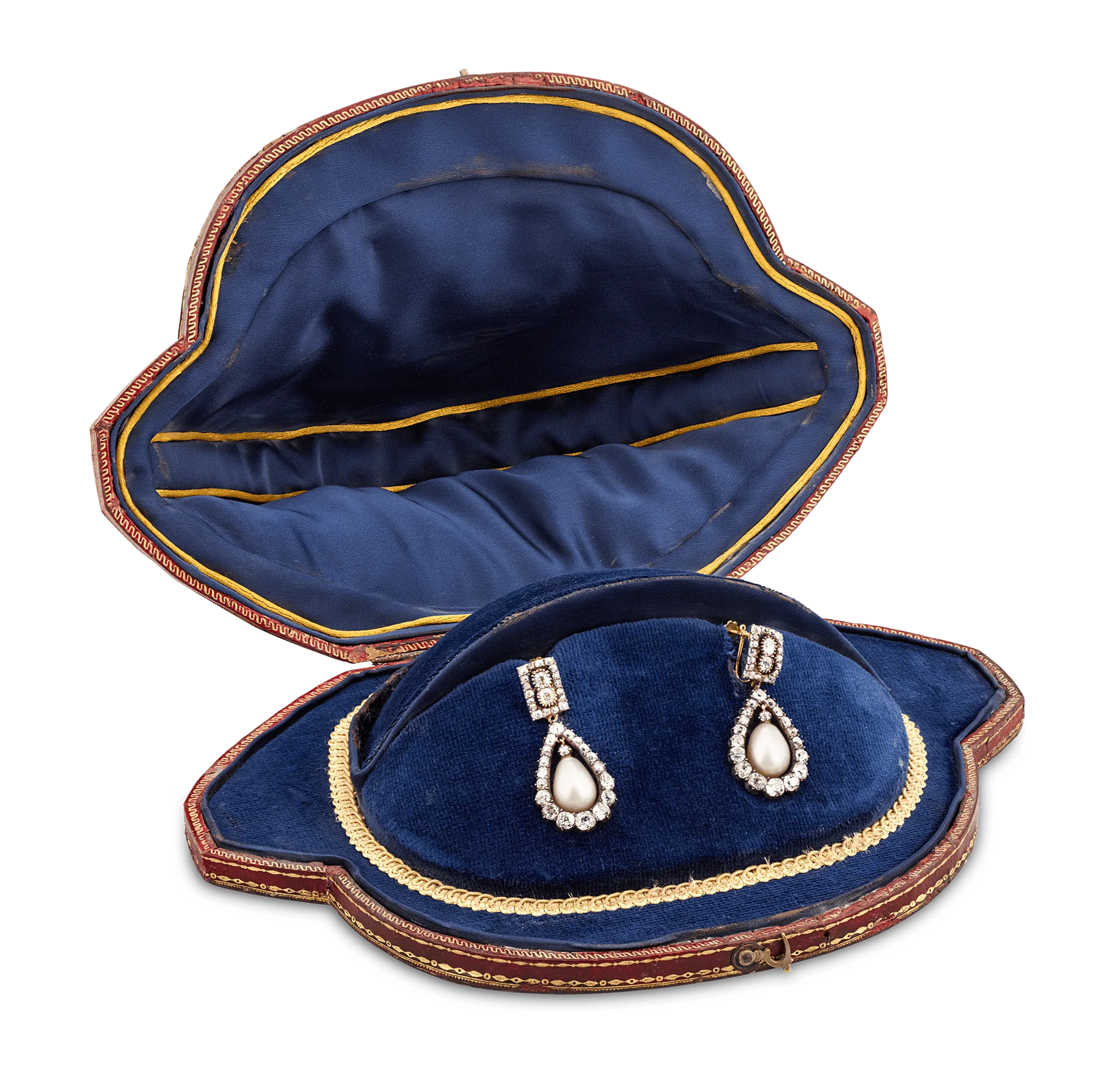 The French Crown Jewels: Natural Pearl Earrings - Image 4