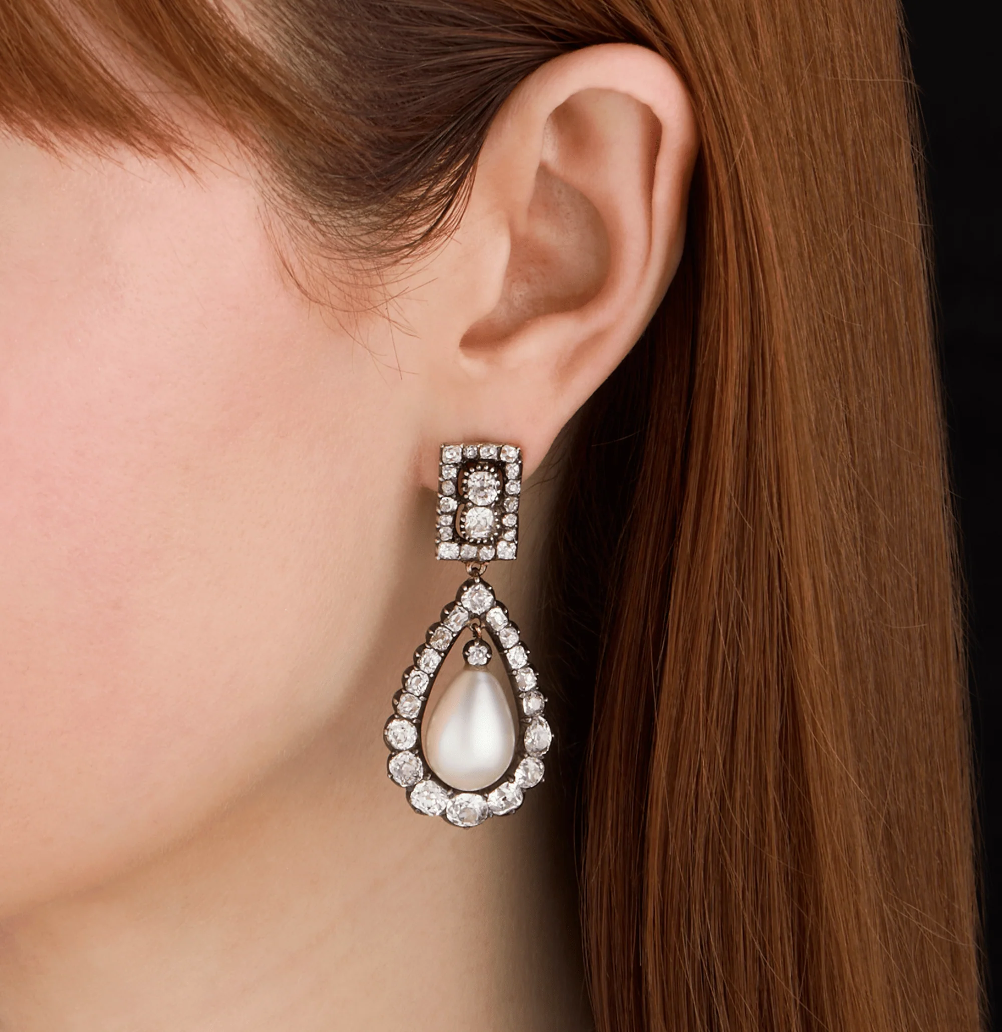 The French Crown Jewels: Natural Pearl Earrings - Image 5