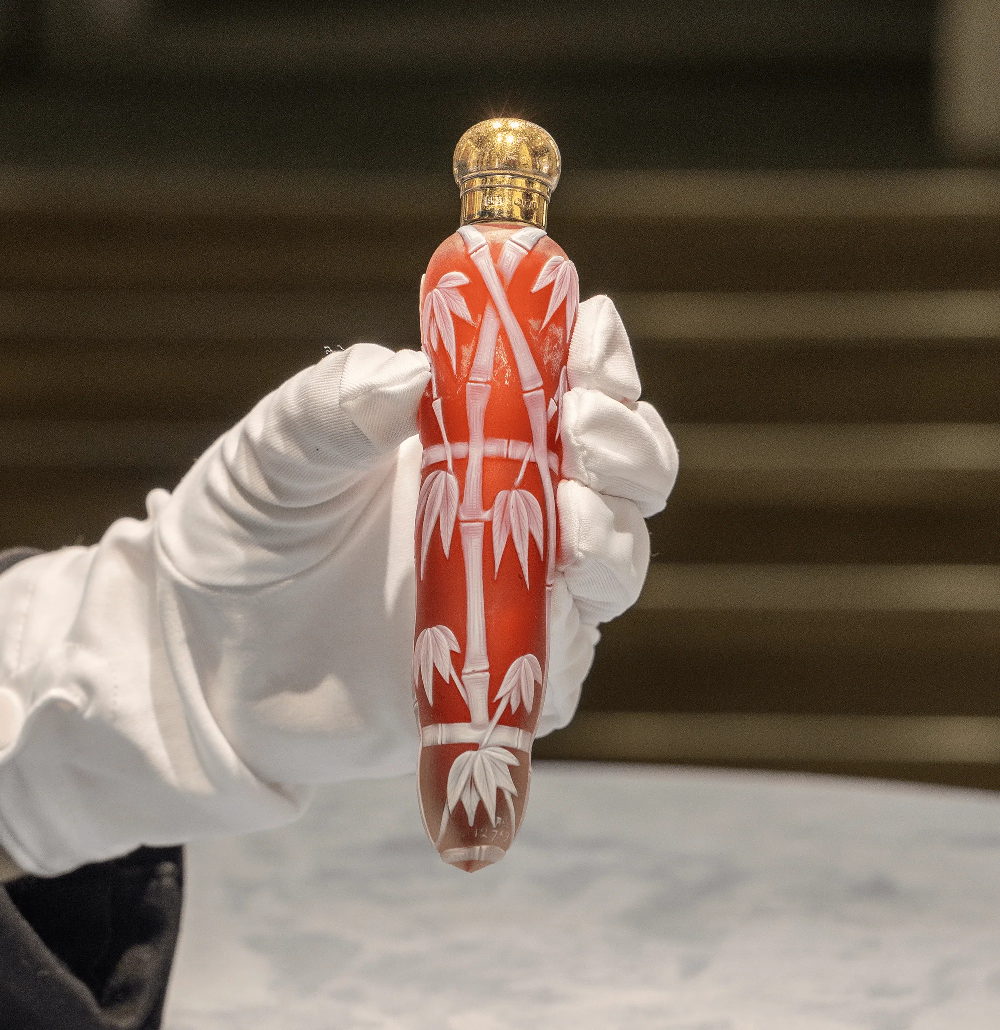 Thomas Webb & Sons Cameo Scent Bottle - Image 5