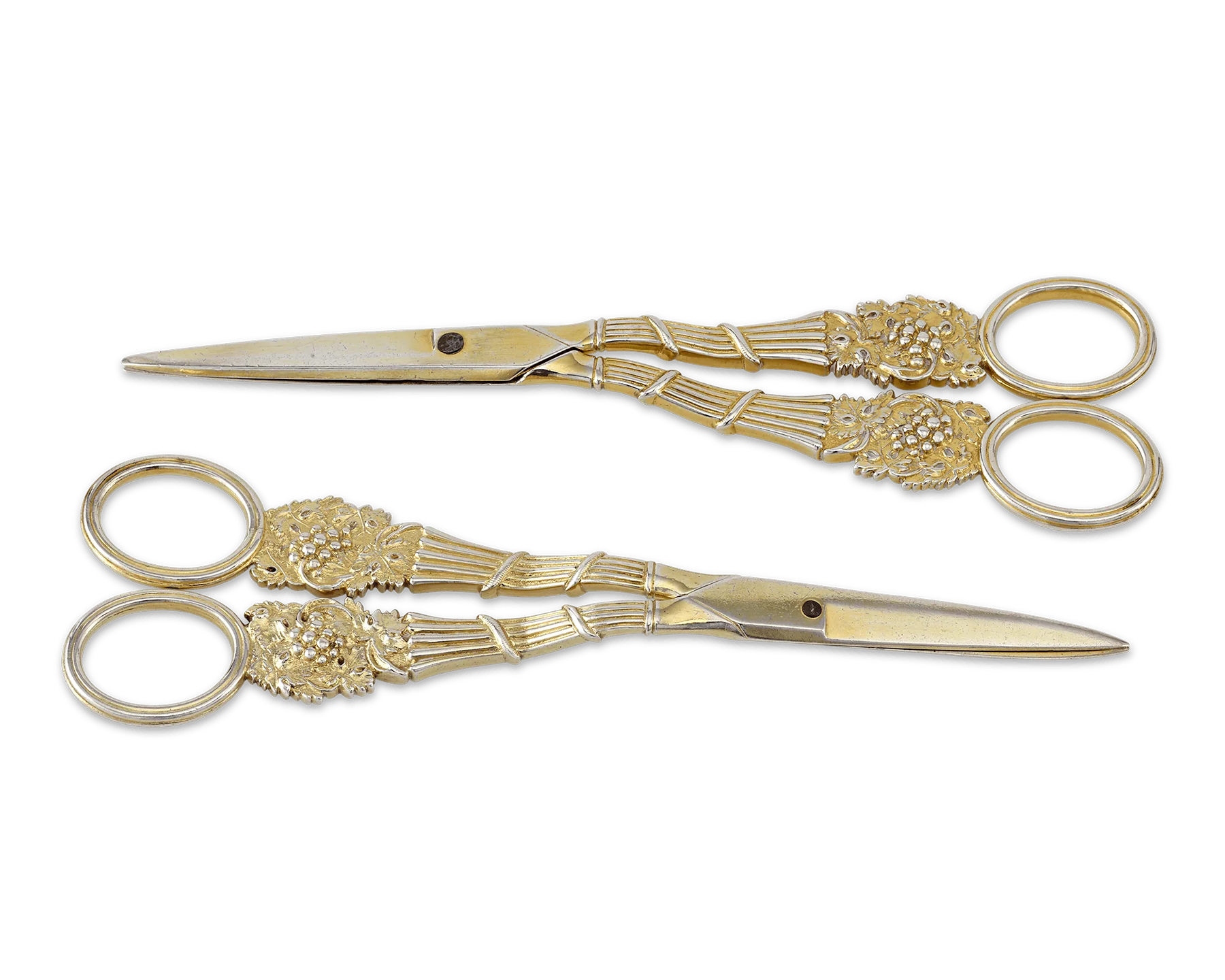 Two Pairs of Regency-Period Silver-Gilt Grape Shears - Image 2