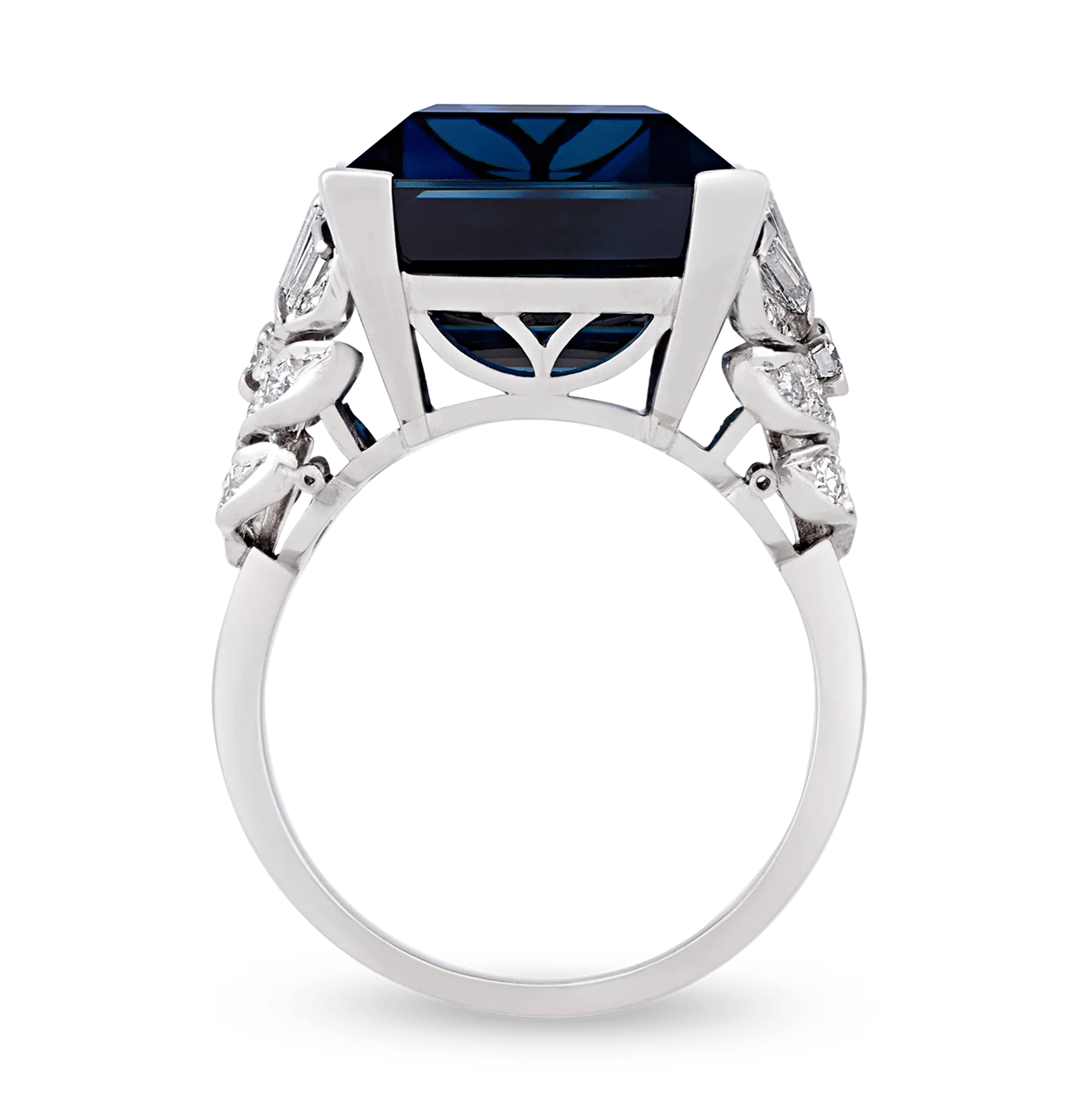 Untreated Sapphire Ring, 26.98 Carats - Image 4