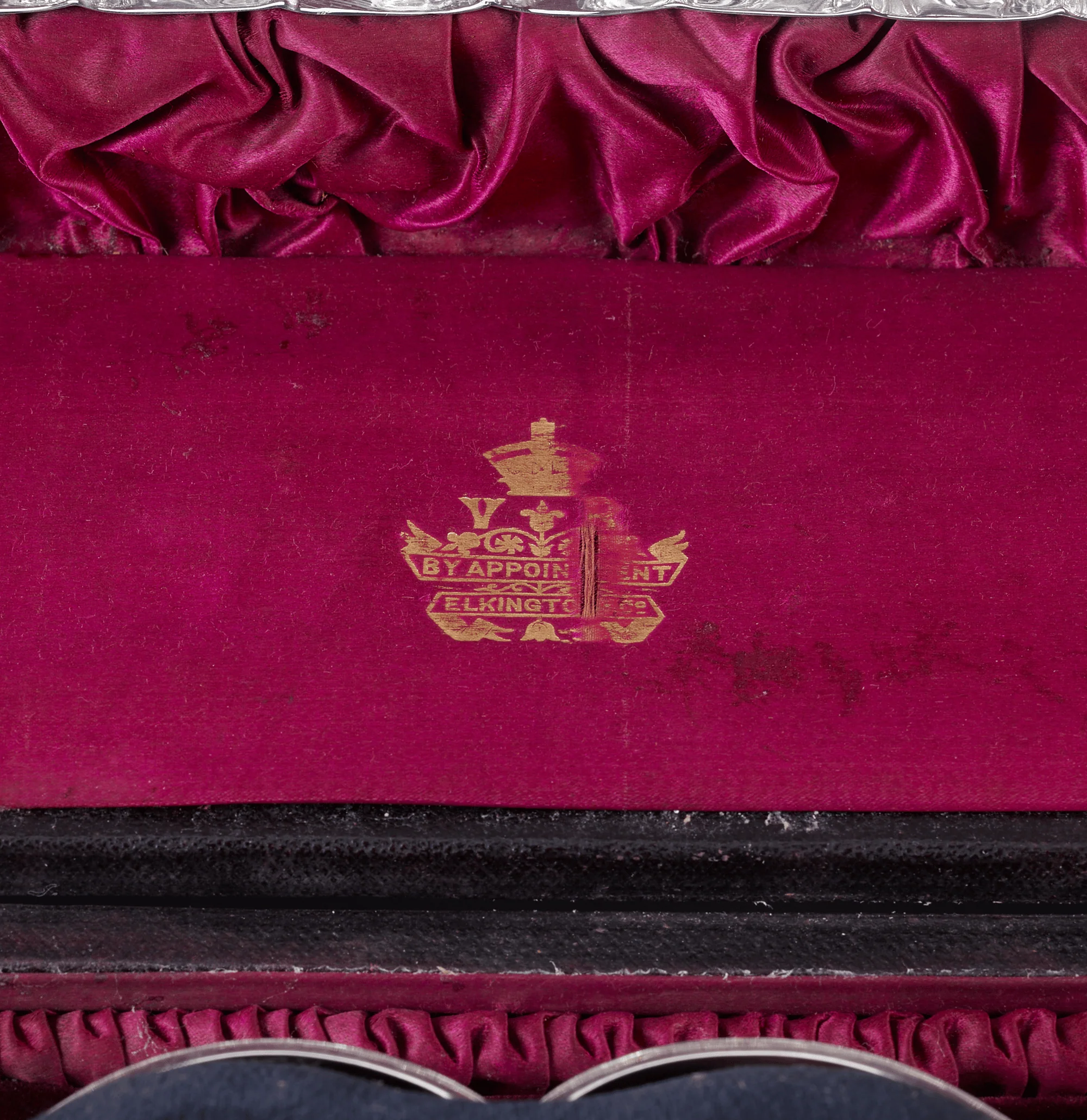 Victorian Dressing Table Set by William Comyns - Image 8