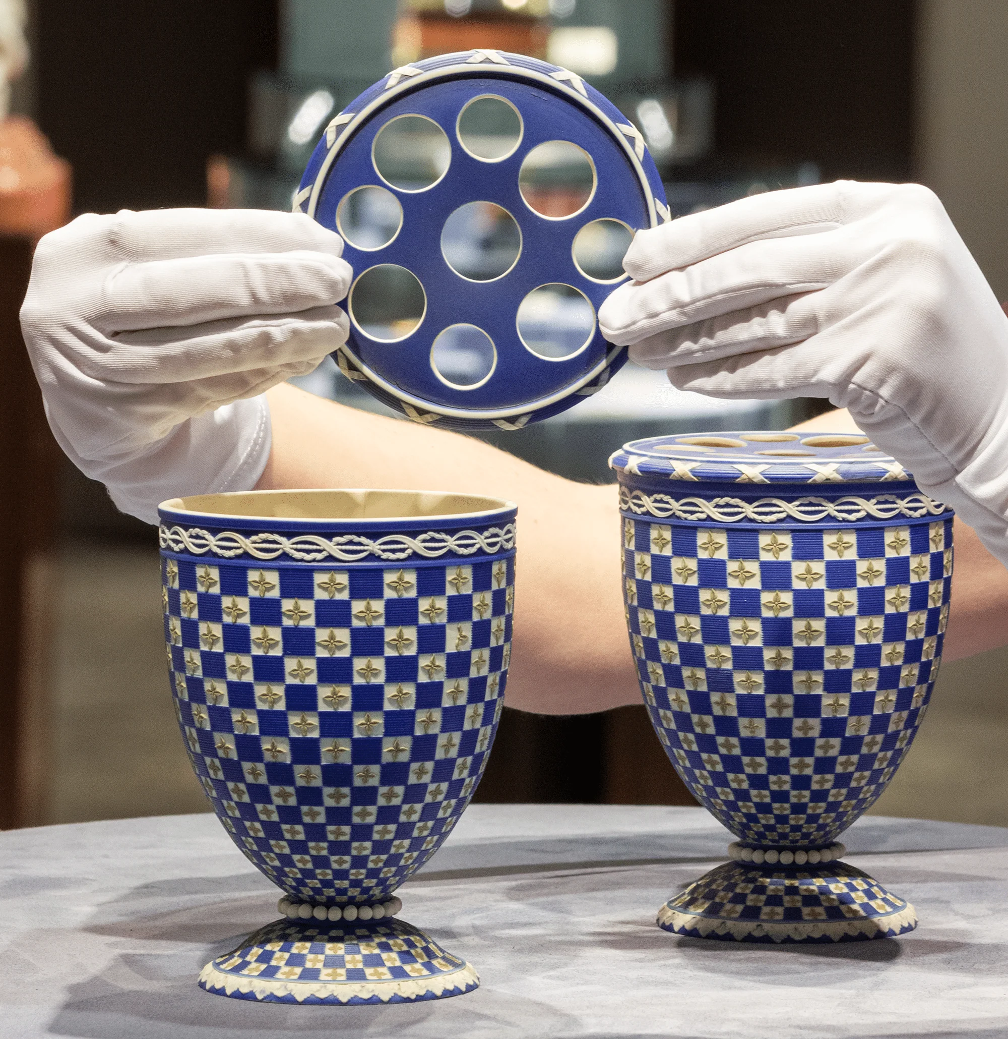 Wedgwood Tricolor Diceware Bough Pots - Image 5